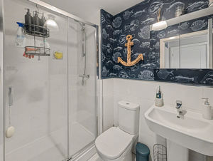 Photo 17- click for photo gallery